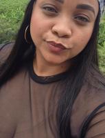 613784417: Chica busca chico en Sevilla