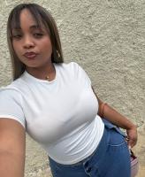 613784417: Chica busca chico en Sevilla