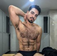 621335577: Chico busca chica en Barcelona