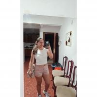 667694619: Chica busca chico en Sevilla
