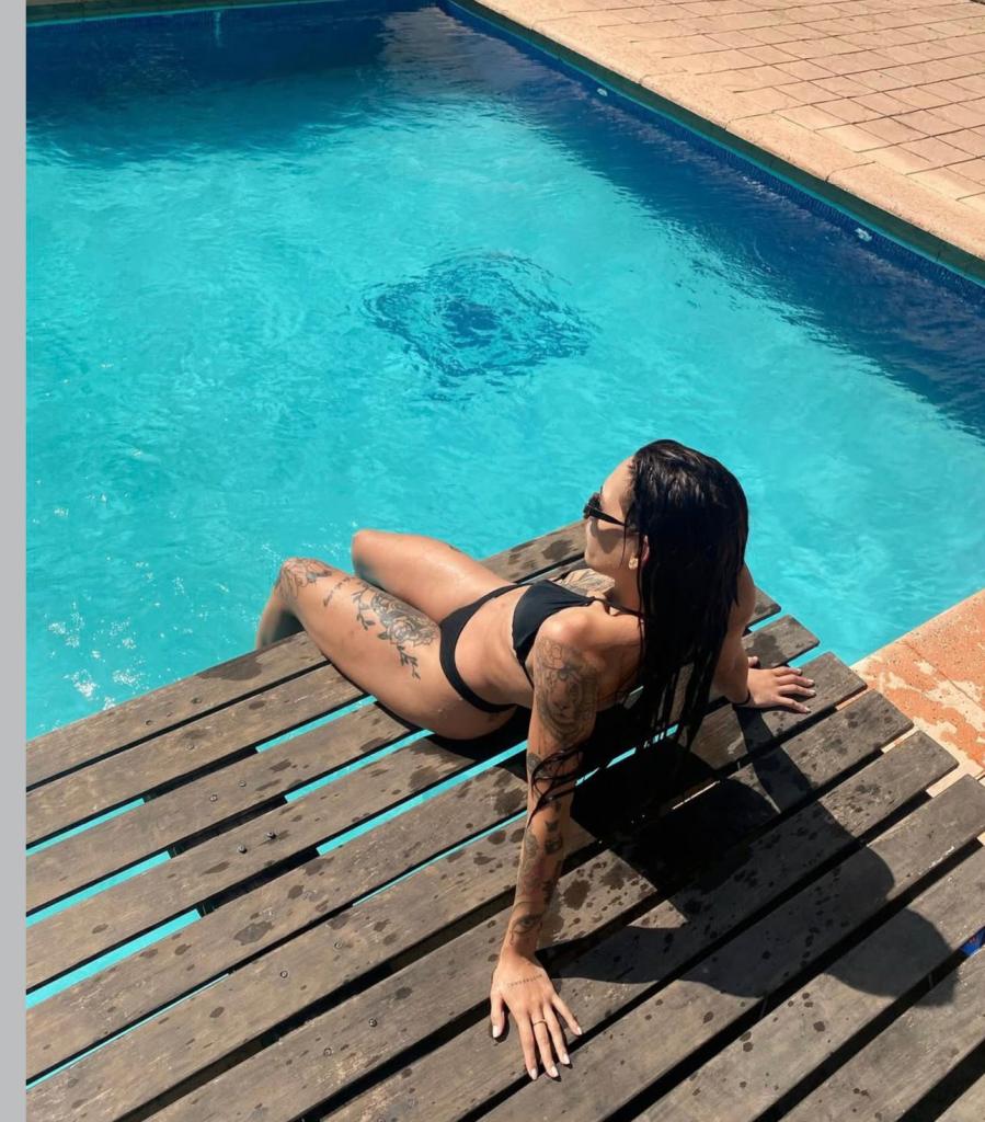 643876585: Chica busca chico en Cádiz