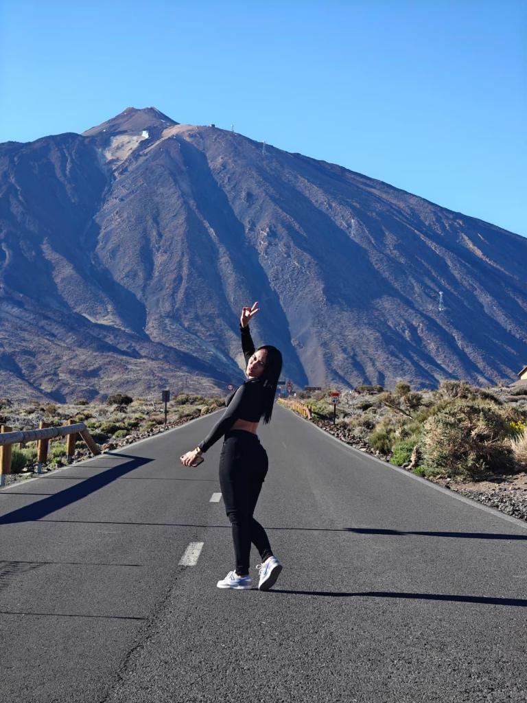 Chica busca chico en Tenerife: 