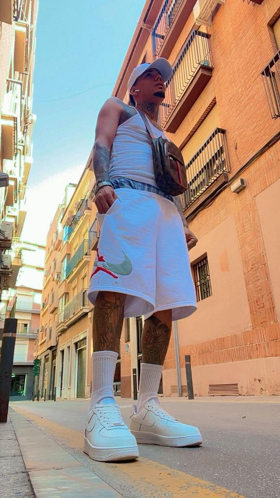 Chico busca chica en Alicante: 