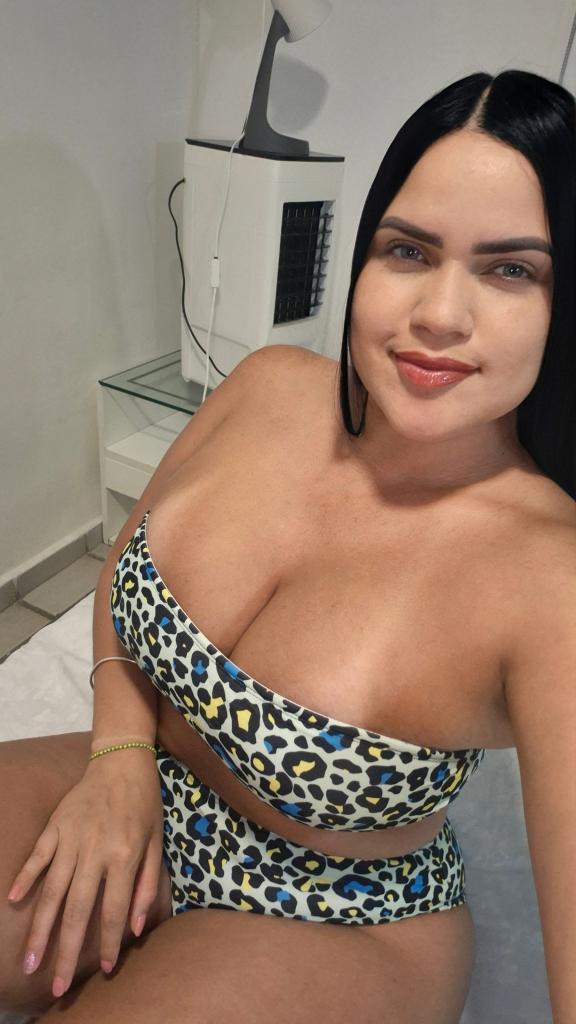 610113584: Chica busca chico en Almería