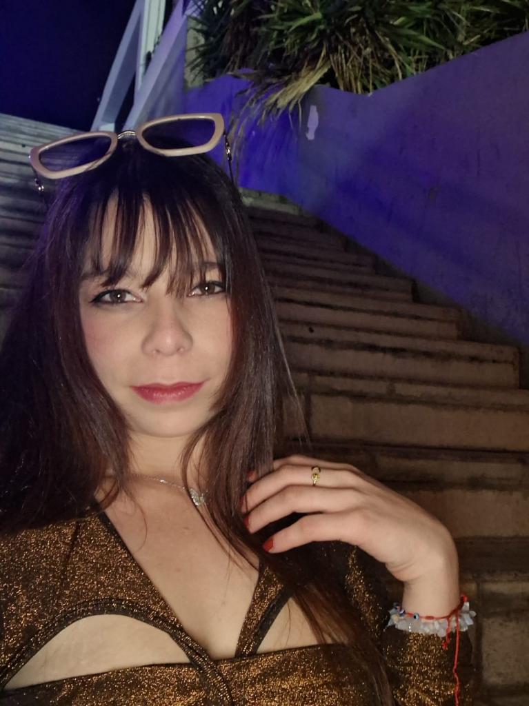 Chica busca chico en Almería: 