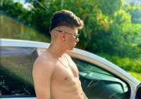 648100675: Chico busca chica en Lugo