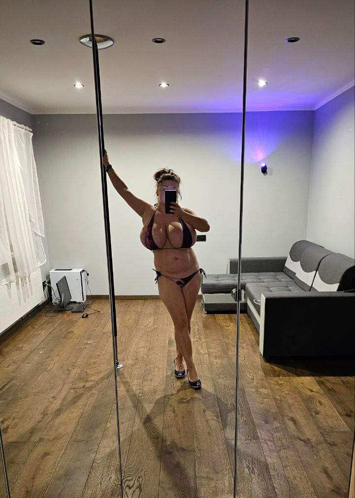 Chica busca chico en Alicante: 