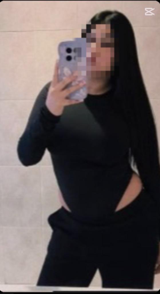 606524248: Chica busca chico en La Coruña