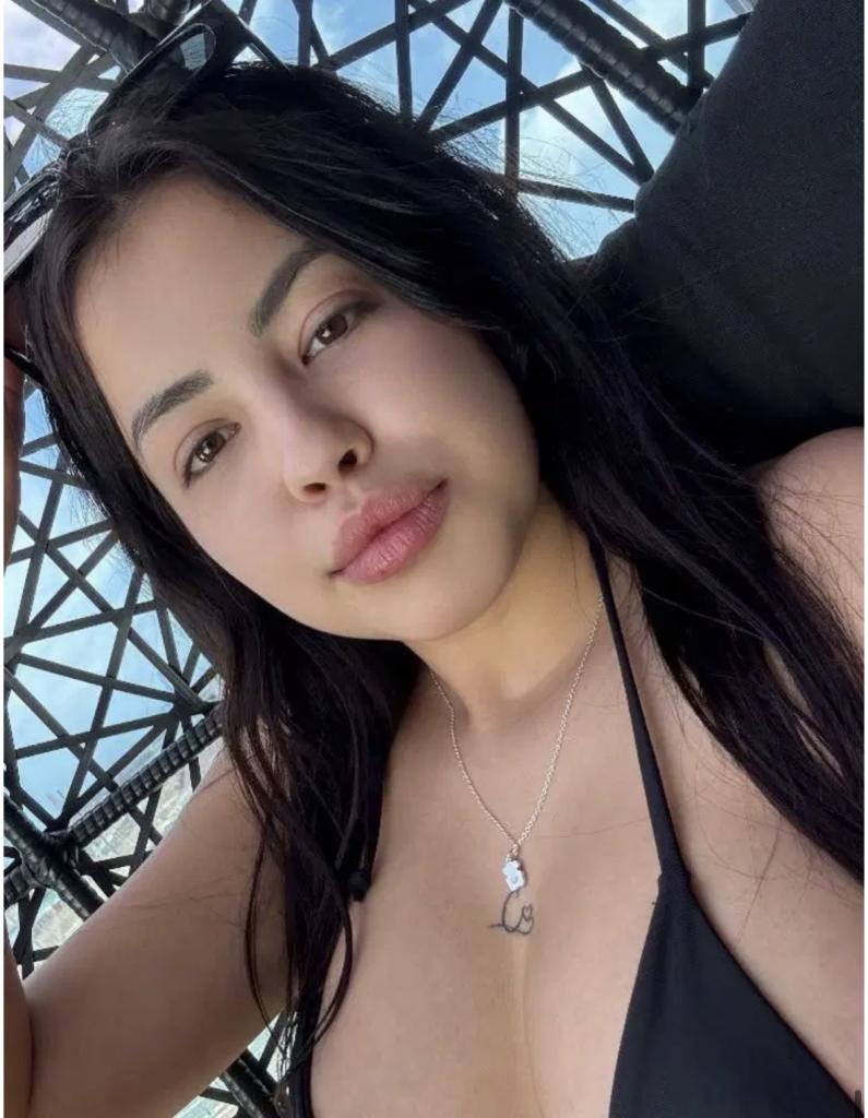 Chica busca chico en Cádiz: 