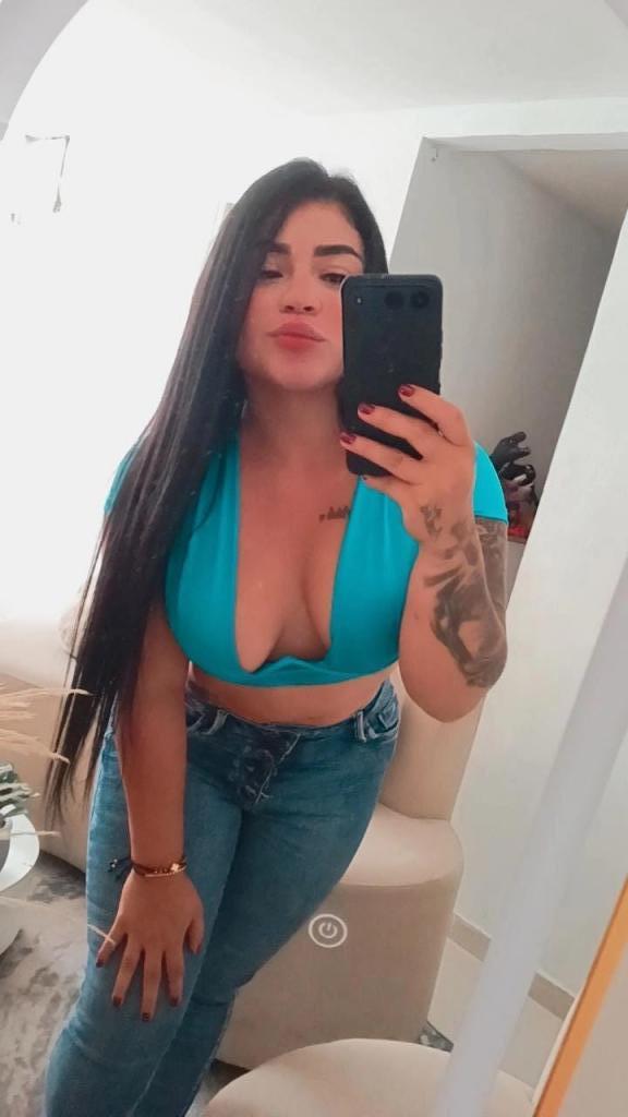 613439681: Chica busca chico en Mallorca