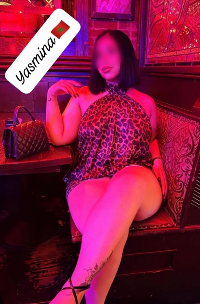 Chica busca chico en Almería: 