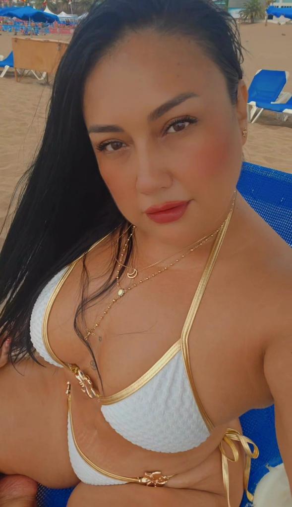613574361: Chica busca chico en Las Palmas