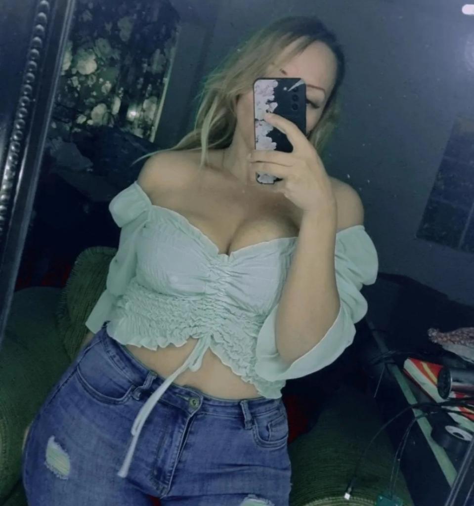 641726769: Chica busca chico en Lugo