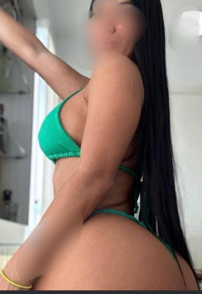 Chica busca chico en Tenerife: 