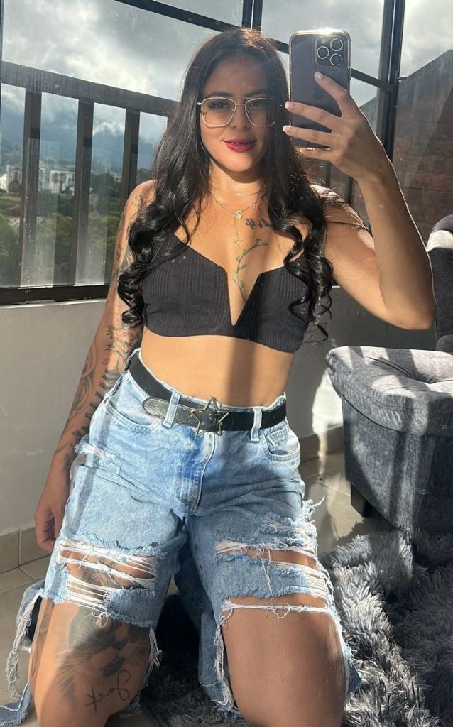 Chica busca chico en Valencia: Chica busca chico