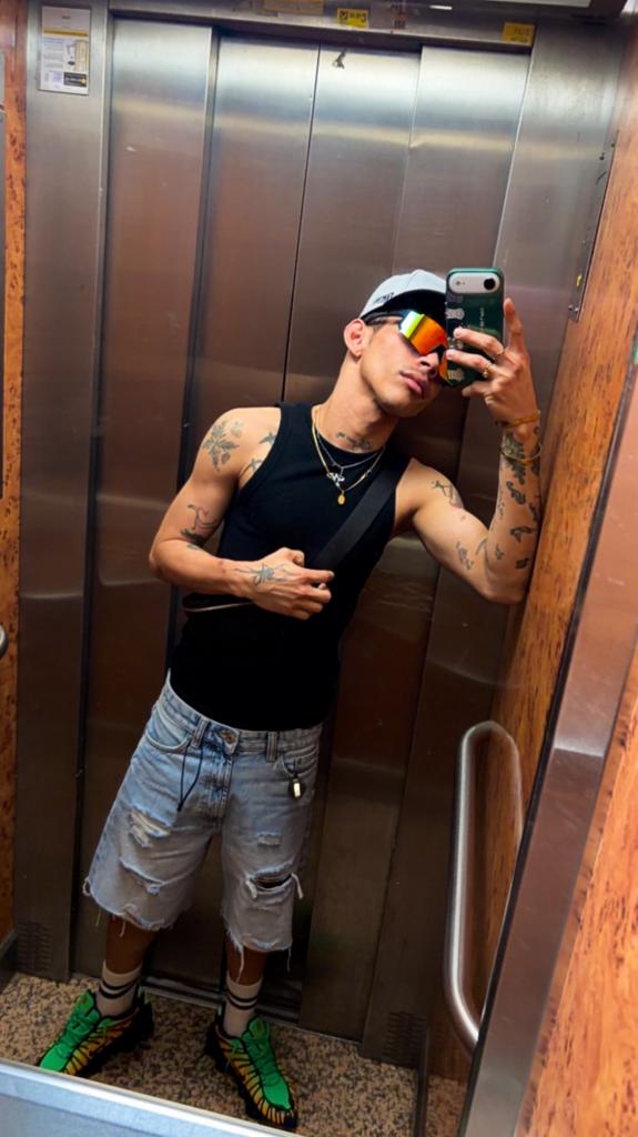 Chico busca chica en Barcelona: 