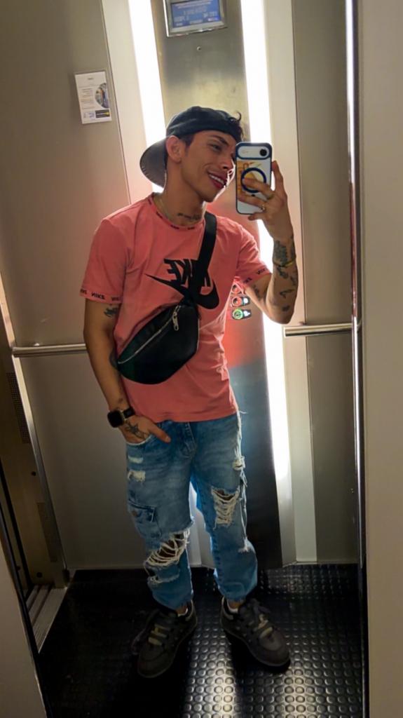 653236270: Chico busca chica en Barcelona
