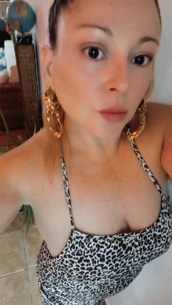 638021246: Chica busca chico en Cádiz