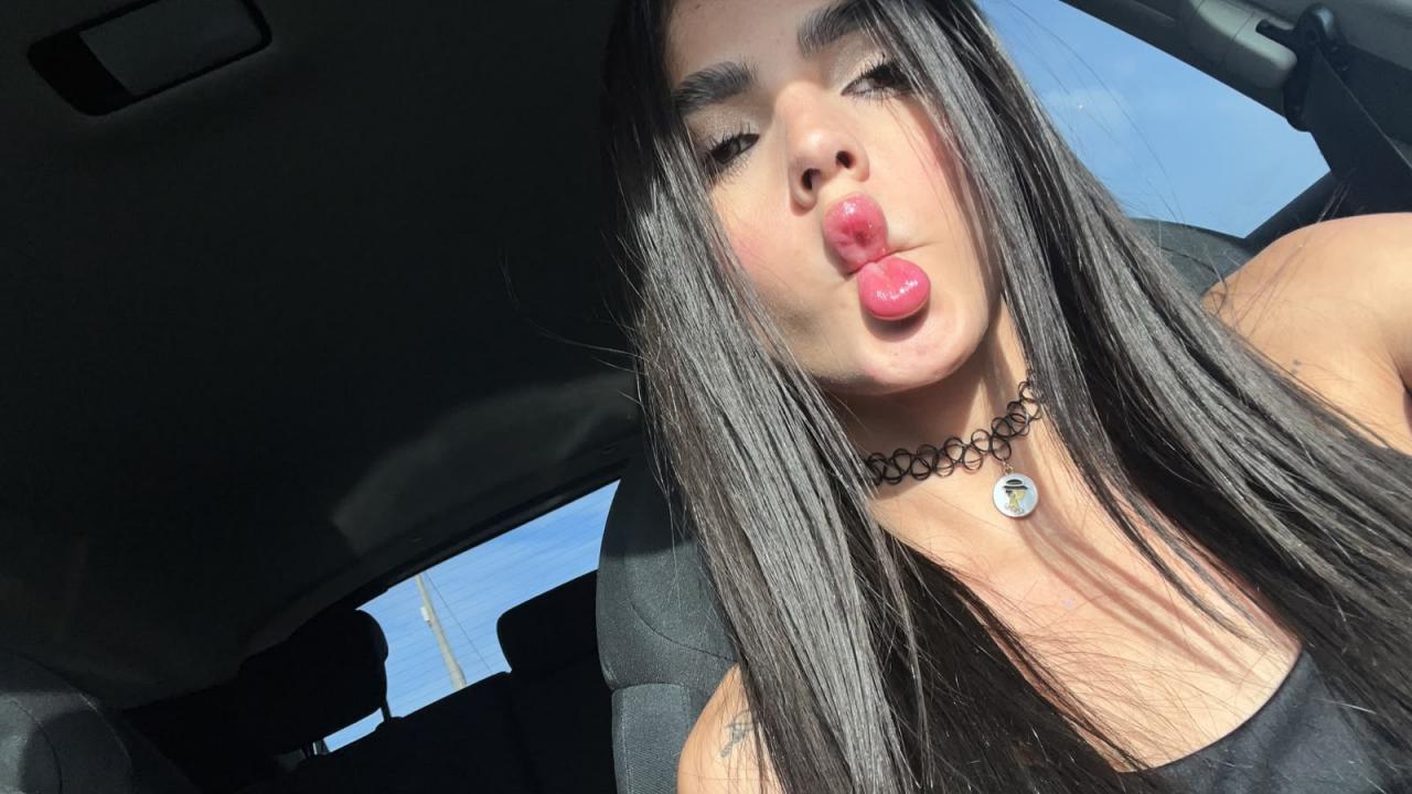 634335284: Chica busca chico en Alicante