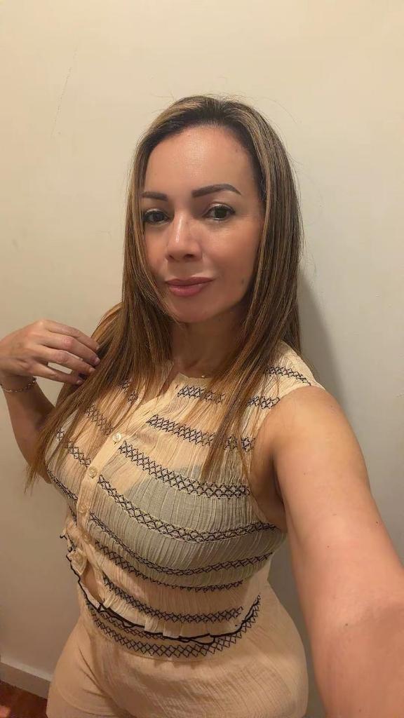 614733061: Chica busca chico en Guipúzcoa