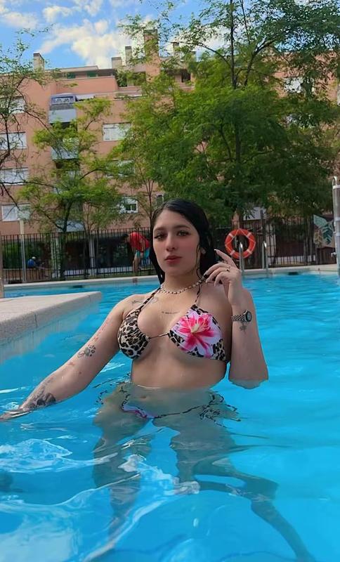 613278555: Chica busca chico en Navarra