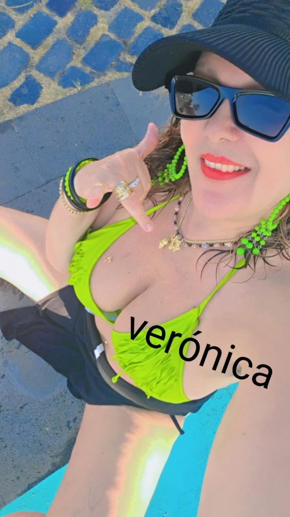 Chica busca chico en Tenerife: 