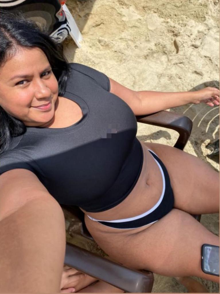 677315595: Chica busca chico en Sevilla