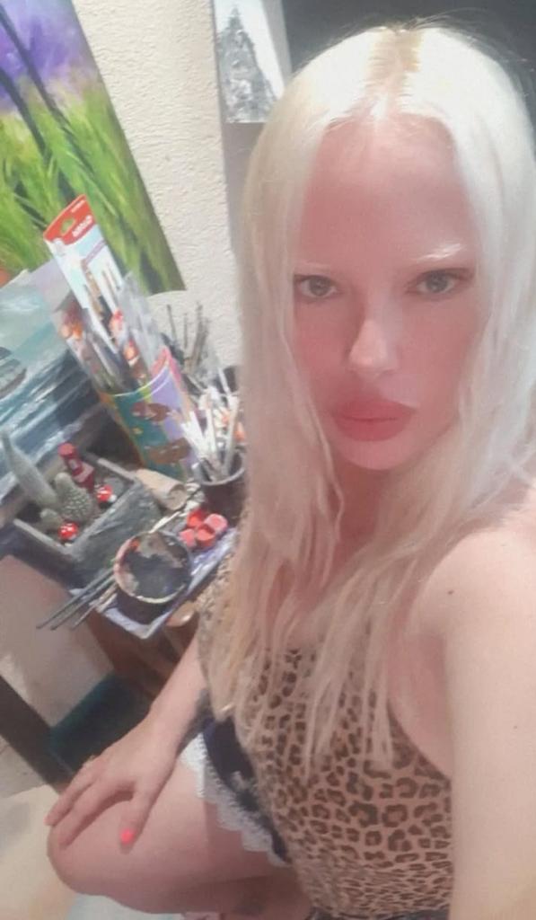 643233681: Chica busca chico en Tarragona