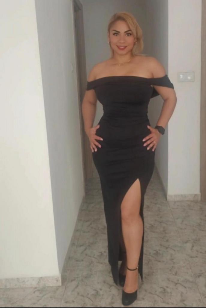 629708399: Chica busca chico en Murcia