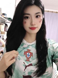 624690711: Chica busca chico en Granada