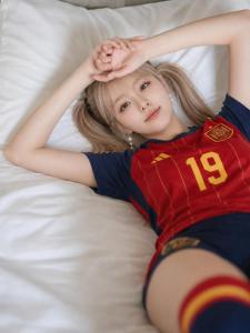 663055553: Chica busca chico en Barcelona