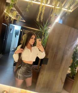 667006931: Chica busca chico en Gerona