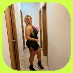 631669851: Chica busca chico en Barcelona