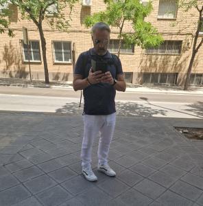 614164070: Chico busca chica en Granada