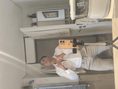 613868264: Chico busca chica en Madrid