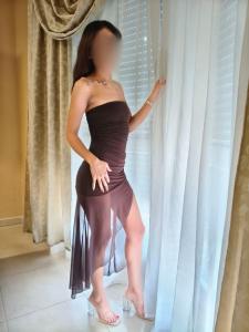 664874220: Chica busca chico en Madrid