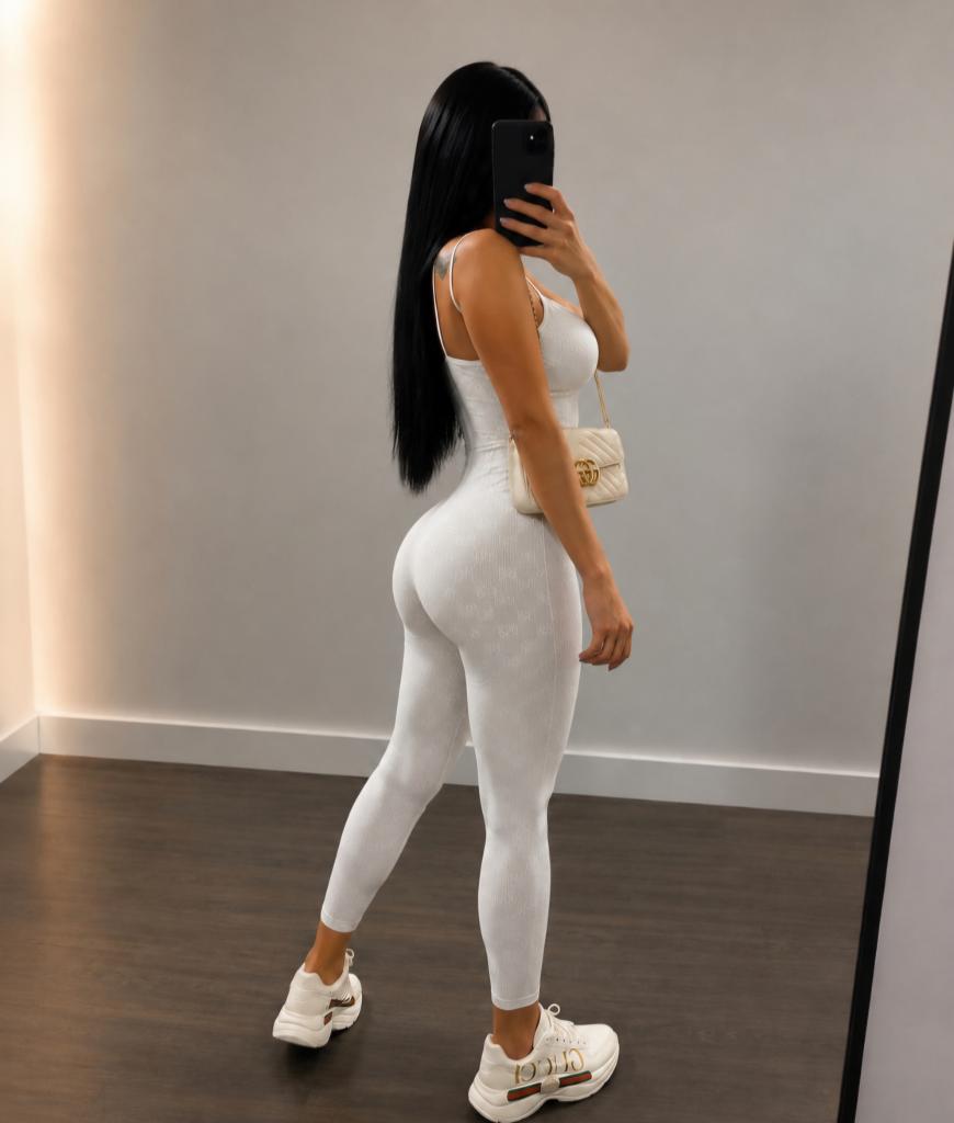 631267418: Chica busca chico en Tarragona