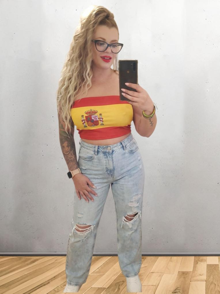Chica busca chico en Alicante: Chica busca chico