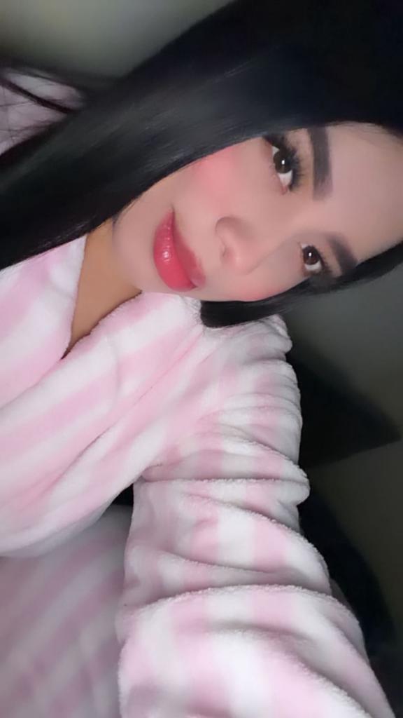 Chica busca chico en Tarragona: Chica busca chico