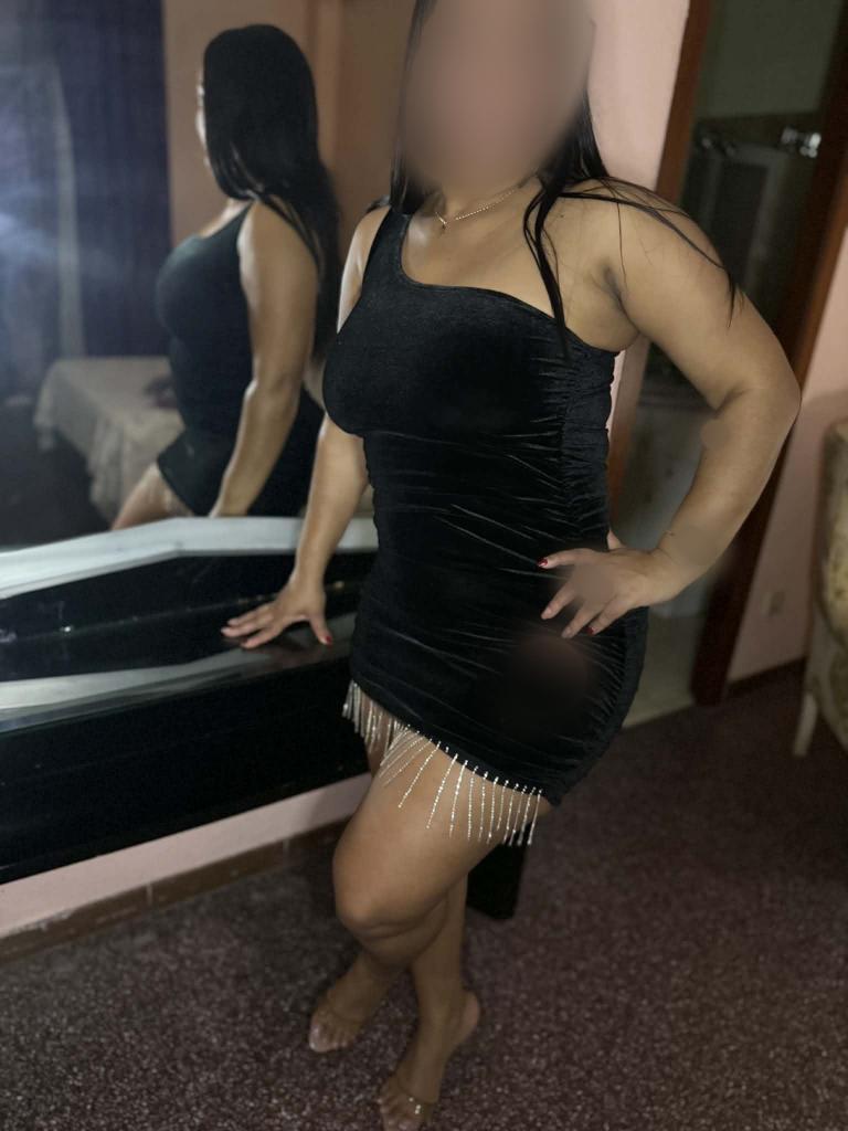Chica busca chico en Alicante: Chica busca chico