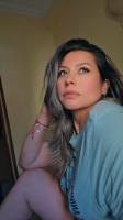 614479180: Chica busca chico en Sevilla