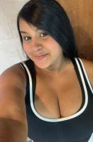 677315595: Chica busca chico en Sevilla