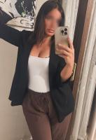 631366961: Chica busca chico en Sevilla