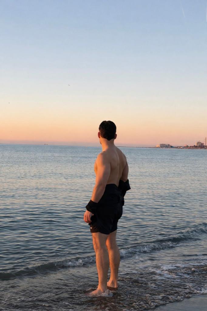 642470690: Chico busca chica en Málaga