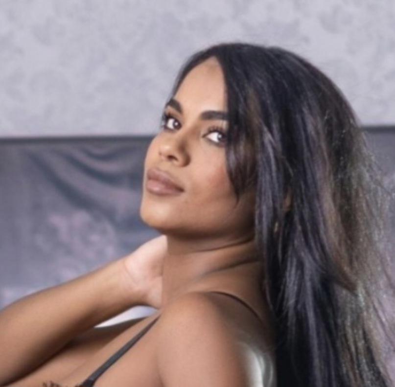 682801586: Chica busca chico en Pontevedra