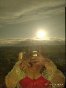 685801207: Chica busca chico en Madrid