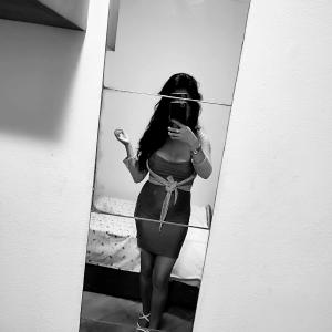 Chica busca chico en Cádiz: 
