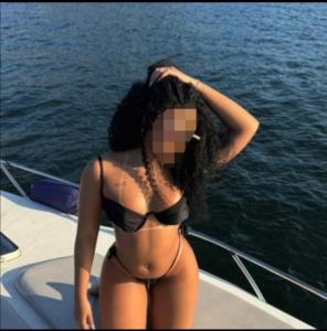 613214464: Chica busca chico en Cádiz