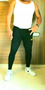 Chico busca chica en Barcelona: 