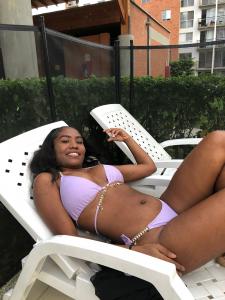 Chica busca chico en Alicante: 